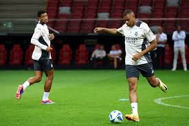 虽然快船在 虽然快船在